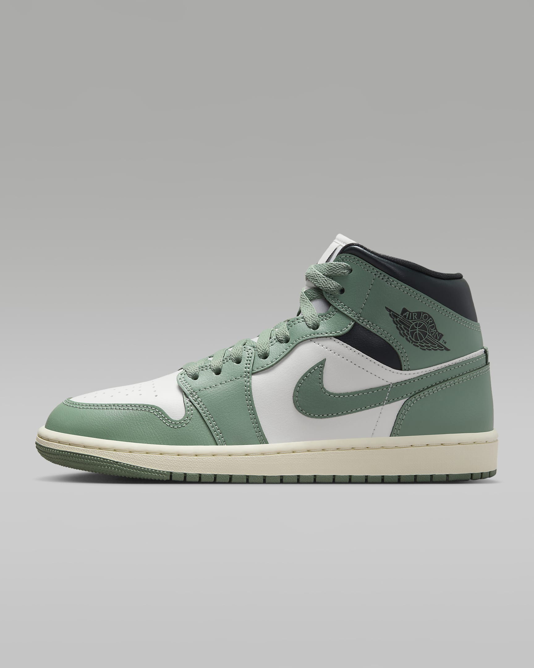 Дамски Кецове NIKE WMNS AIR JORDAN 1 MID - Ballistic-sport