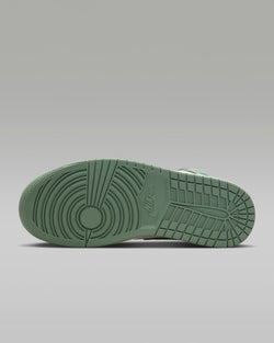 Image of Дамски Кецове NIKE WMNS AIR JORDAN 1 MID - Ballistic-sport