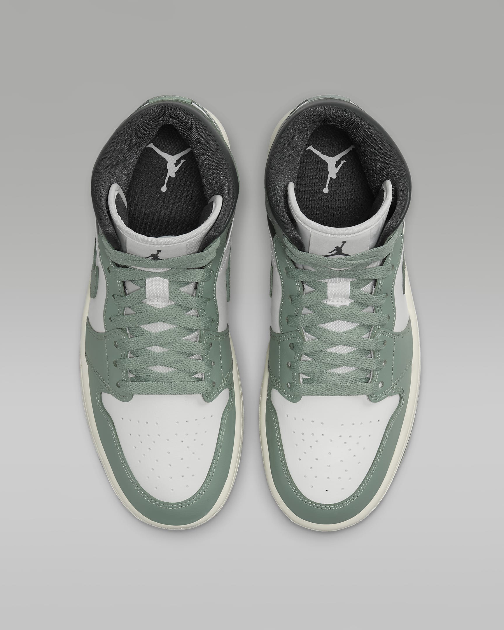 Дамски Кецове NIKE WMNS AIR JORDAN 1 MID - Ballistic-sport