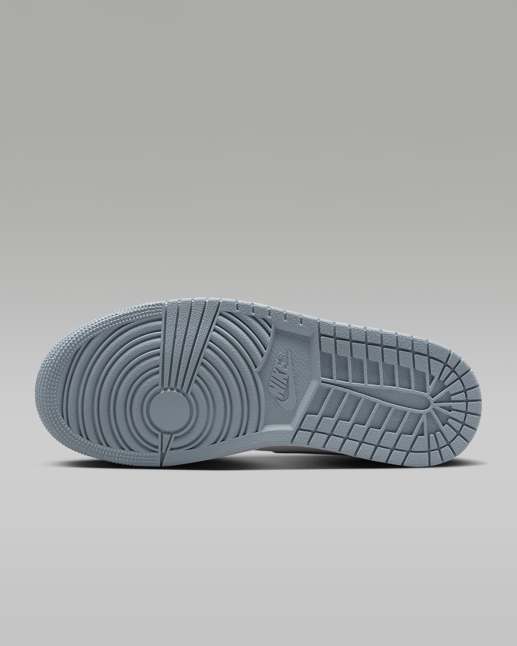 Image of Дамски Кецове NIKE WMNS AIR JORDAN 1 MID - Ballistic-sport