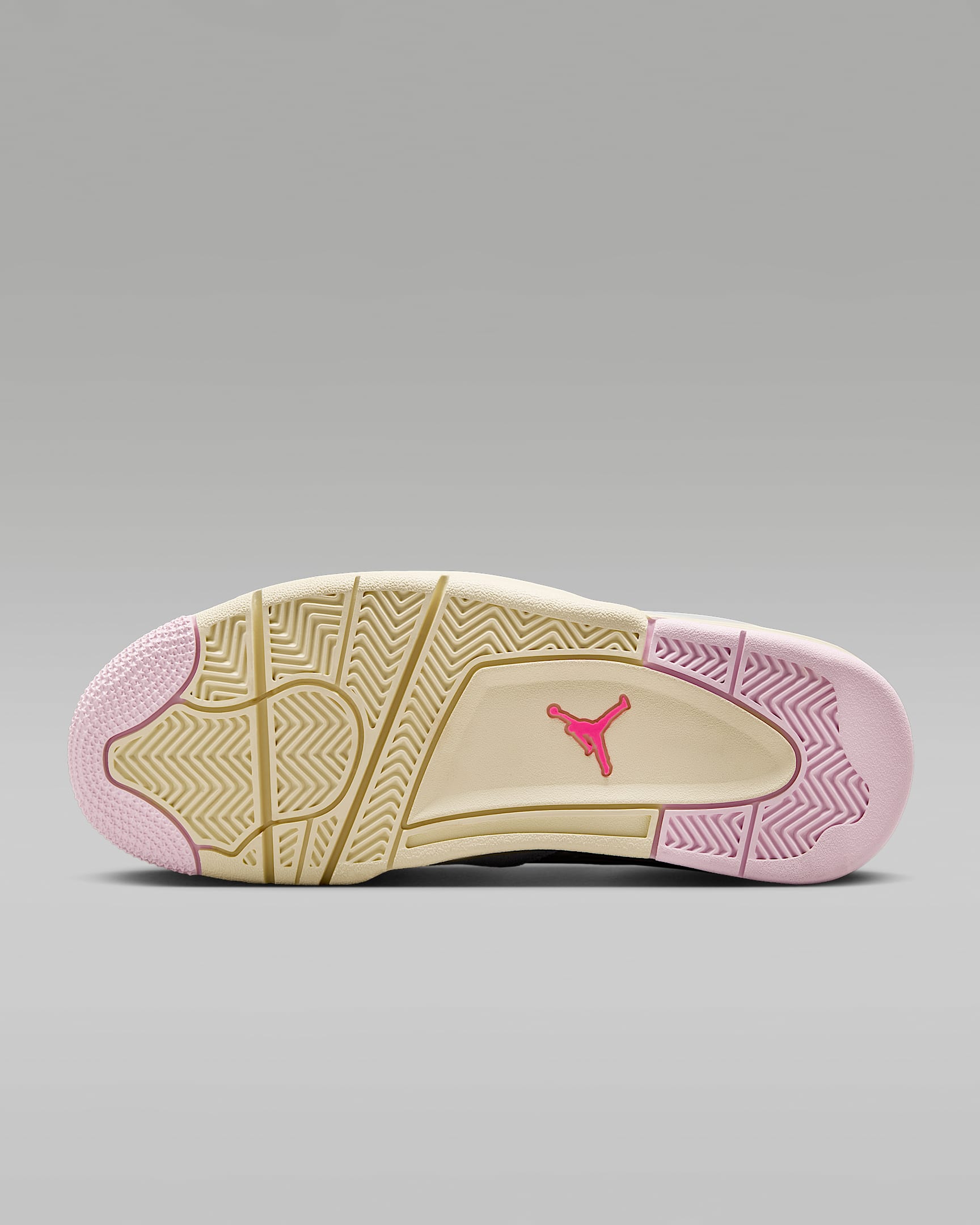 Women's Sneakers NIKE WMNS AIR JORDAN 4 RM ESTR
