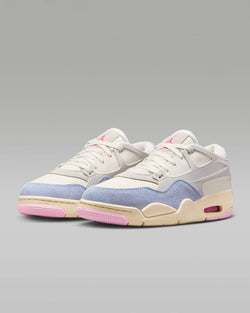 Image of Women's Sneakers NIKE WMNS AIR JORDAN 4 RM ESTR