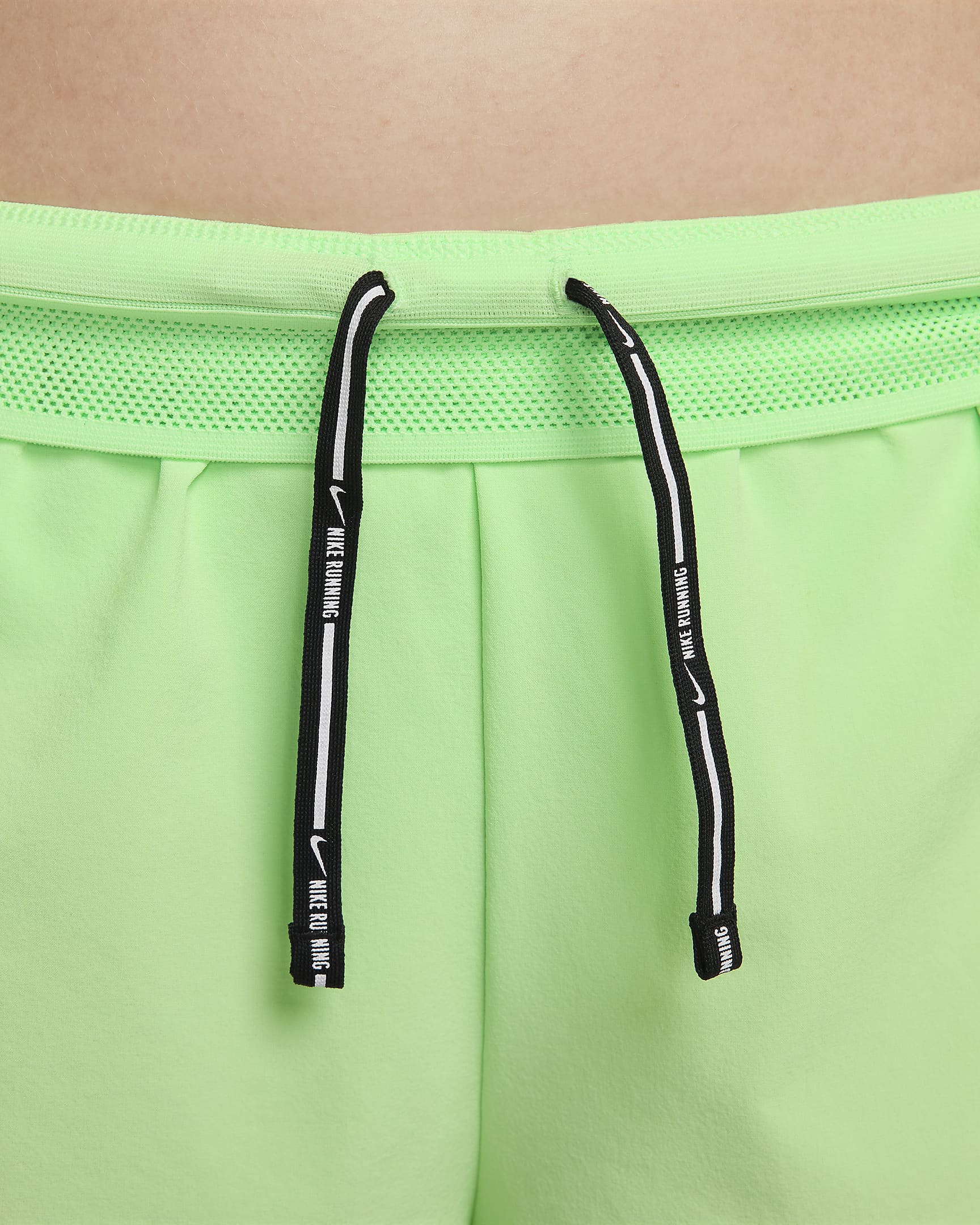 Image of Дамски Къс панталон NIKE W NK ARSWFT DFADV MR 3IN SHORT - Ballistic-sport