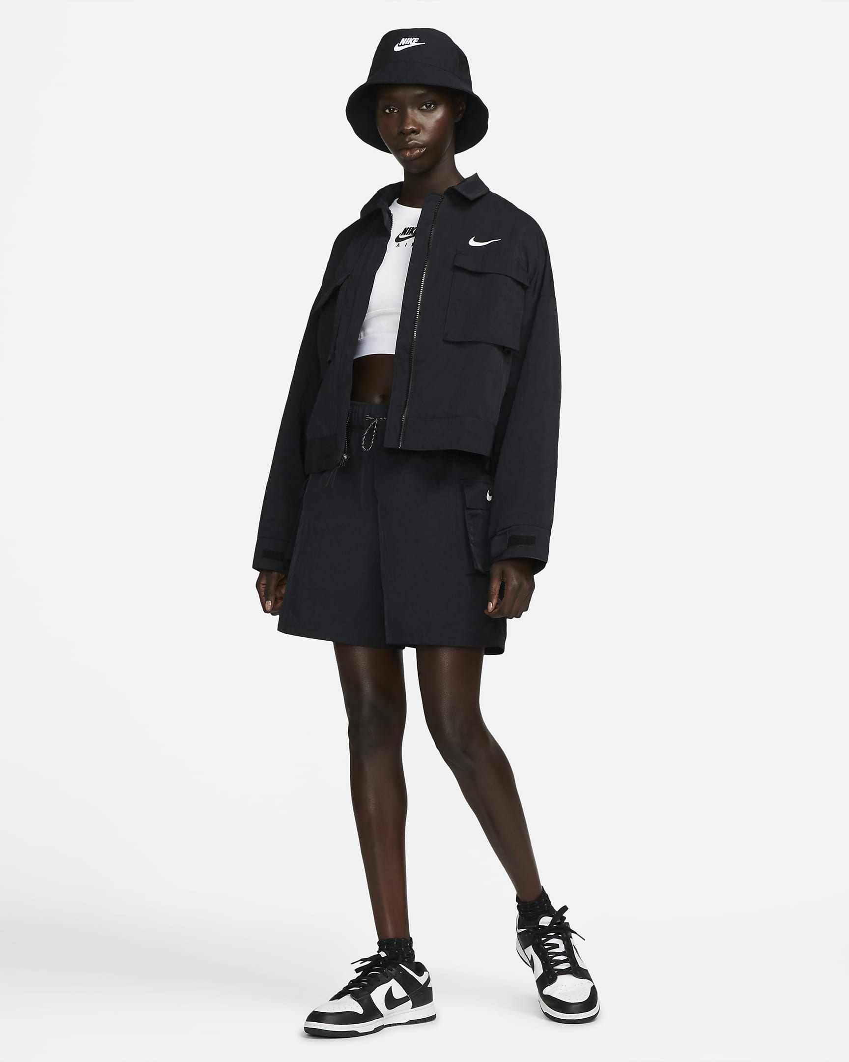 Image of Дамски Къс панталон NIKE W NSW ESSNTL WVN HR SHORT