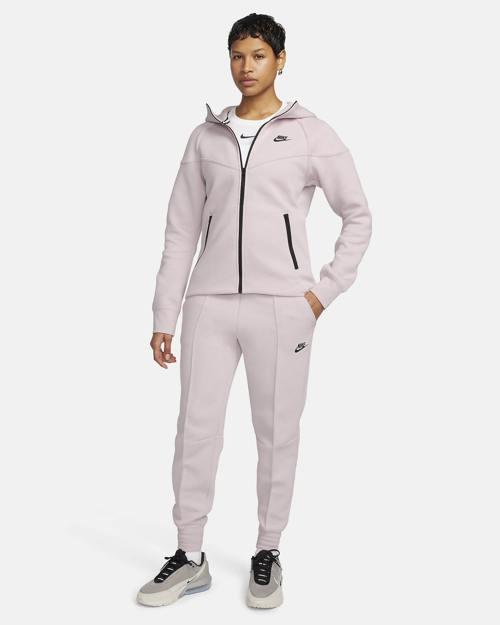 Дамски Панталон NIKE W NSW TCH FLC MR JGGR - Ballistic-sport