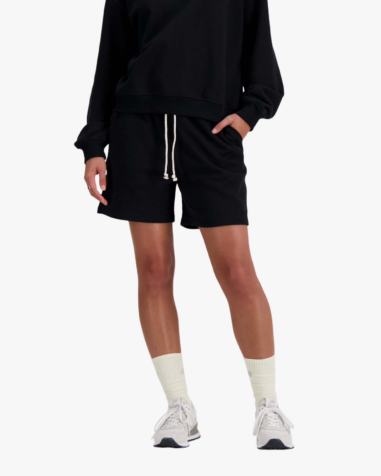 Image of Дамски Къс панталон NEW BALANCE SHORT ATHLETICS FRENCH TERRY SHORT
