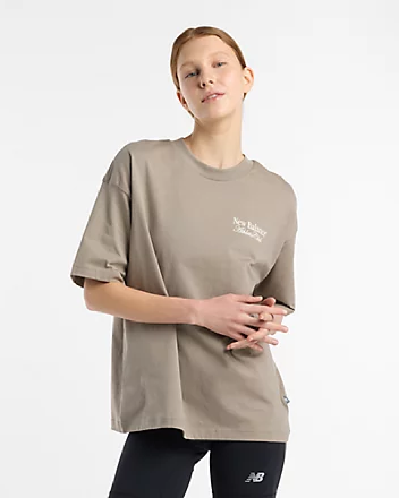 Дамска Тениска NEW BALANCE SHIRT LINEAR GRAPHIC OVERSIZED T-SHIRT