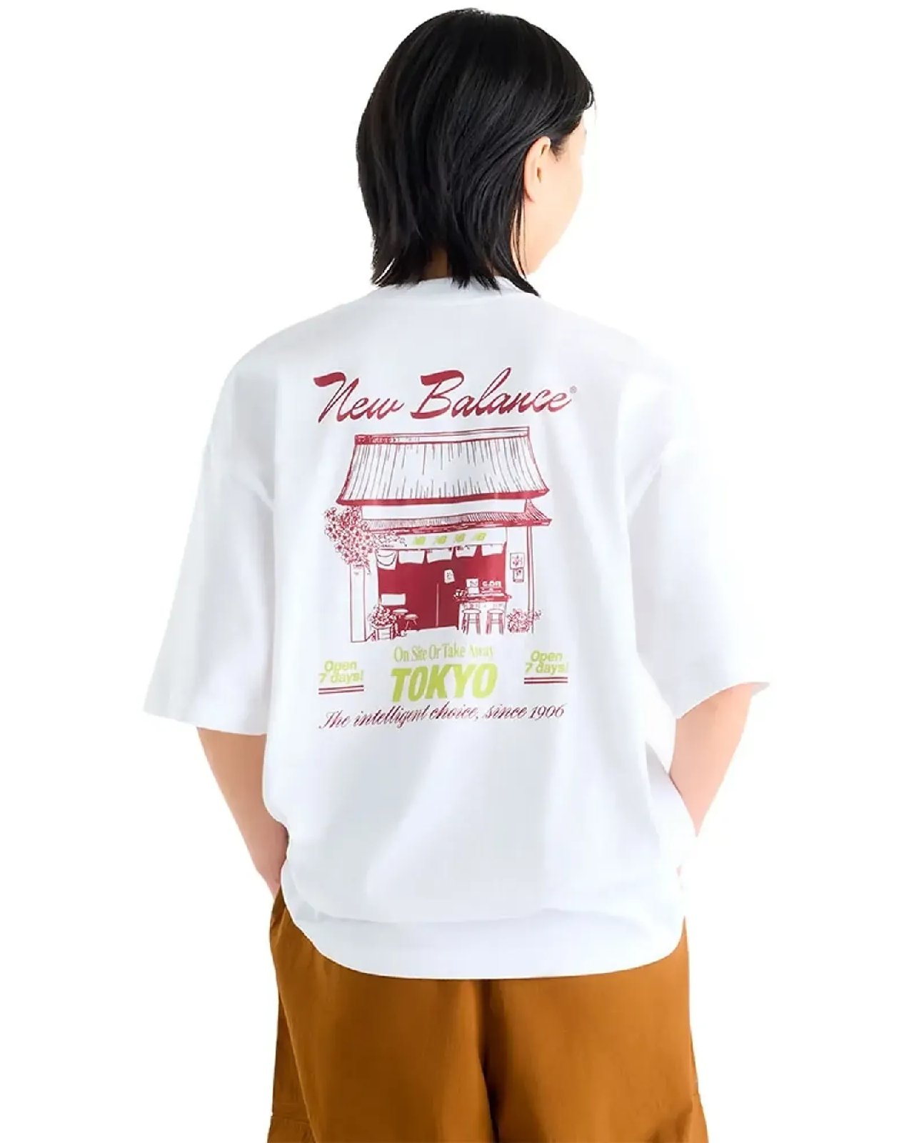 Image of Дамска тениска NEW BALANCE GRAB A BITE TOKYO OVERSIZED T-SHIRT