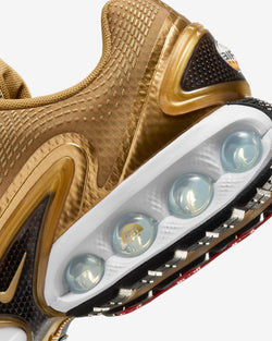 Image of Women's Sneakers NIKE W AIR MAX DN PRM