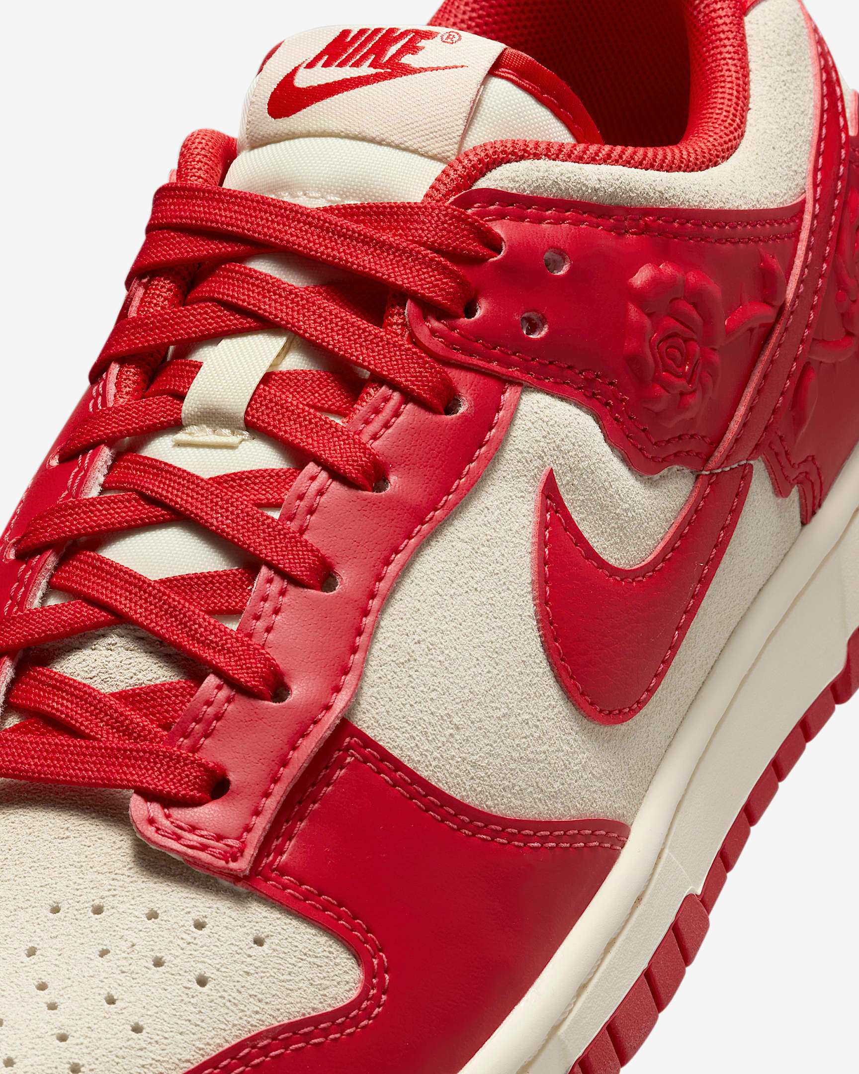 Дамски Кецове NIKE W NIKE DUNK LOW SE TRND