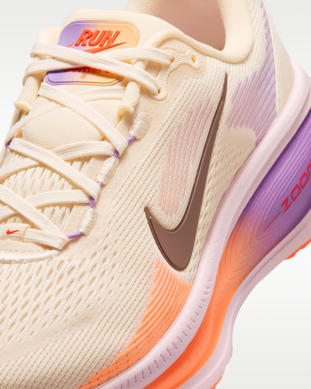 Image of Дамски Маратонки NIKE W NIKE VOMERO 18 HM6804-113- Ballistic sport, Балистик