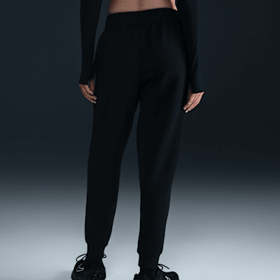 Image of Дамски Панталон NIKE W NK 24.7 DF MR JOGGER SOFT KN