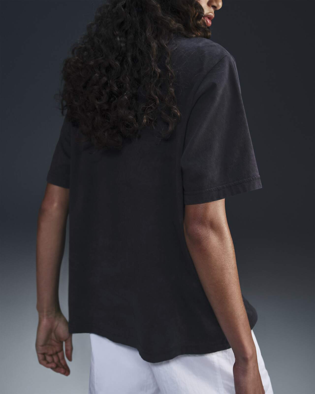 Image of Дамски Тениска NIKE W NK SS TEE OC BB VINTAGE - Ballistic-sport