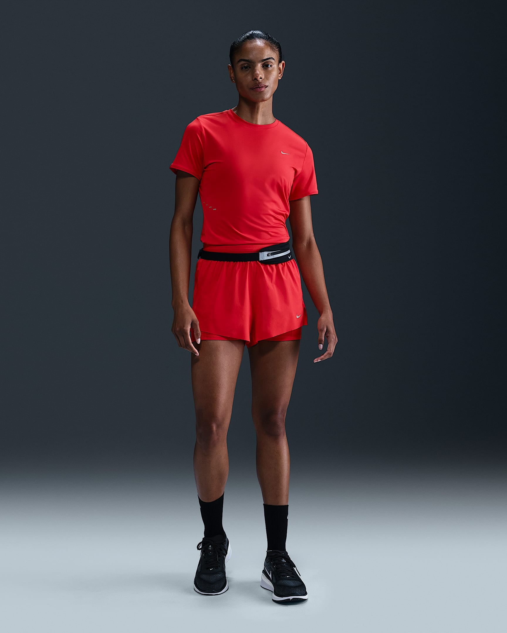 Image of Дамска Тениска NIKE W NK SWIFT DF SS TOP