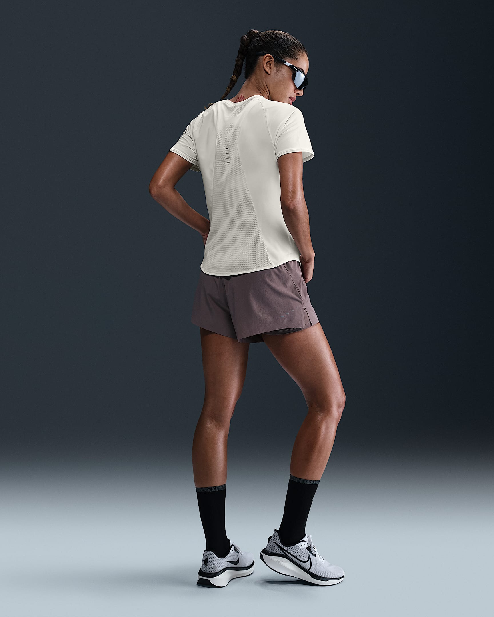 Image of Дамска Тениска NIKE W NK SWIFT DF SS TOP