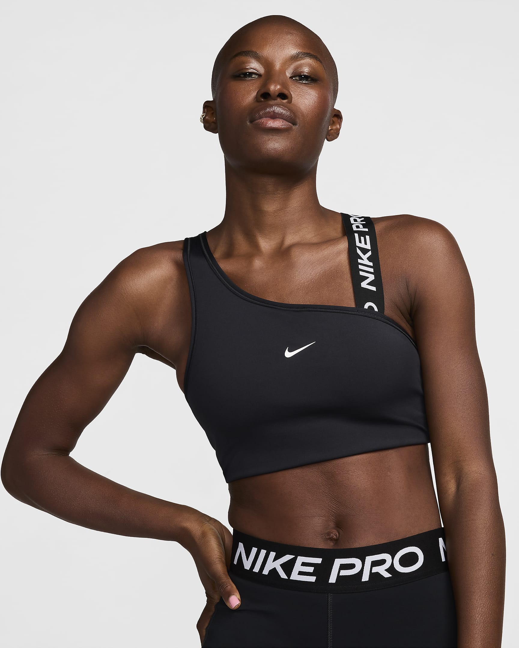 Бюстие NIKE W NP SWOOSH MS ASYM BRA - Ballistic-sport