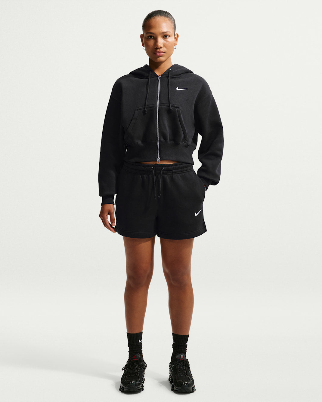 Image of Дамски Къс панталон NIKE W NSW PHNX FLC MR STD 4IN SHRT IH2108-010- Ballistic sport, Балистик