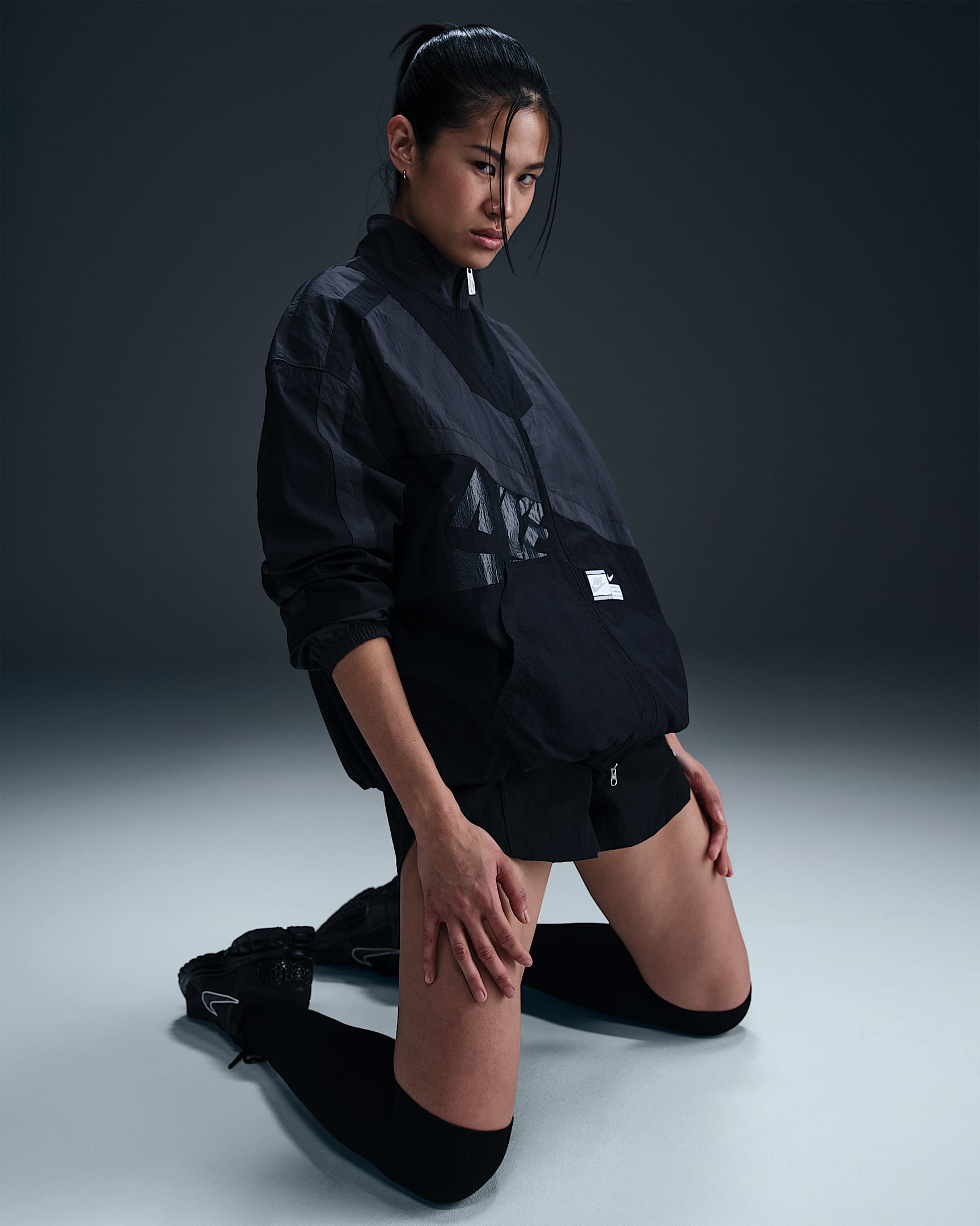 Image of Дамско Яке NIKE W NSW STREET WVN JKT