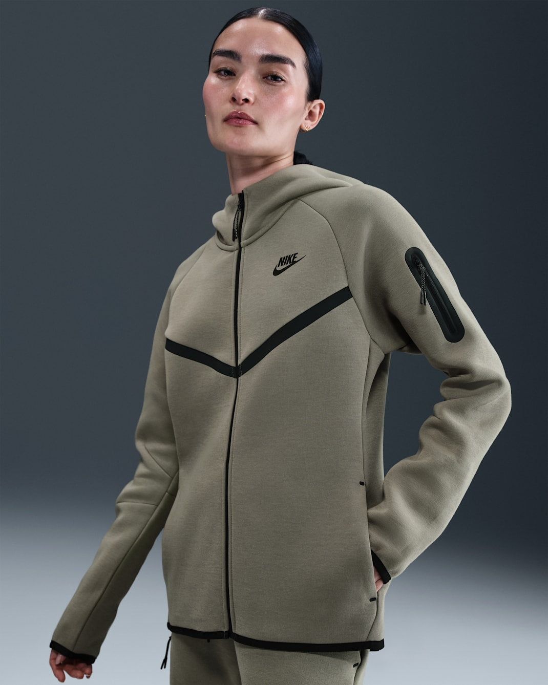 Дамски Суитшърт NIKE W NSW TCH FLC WR FZ HDY 2 -HV6747-320- Ballistic sport, Балистик