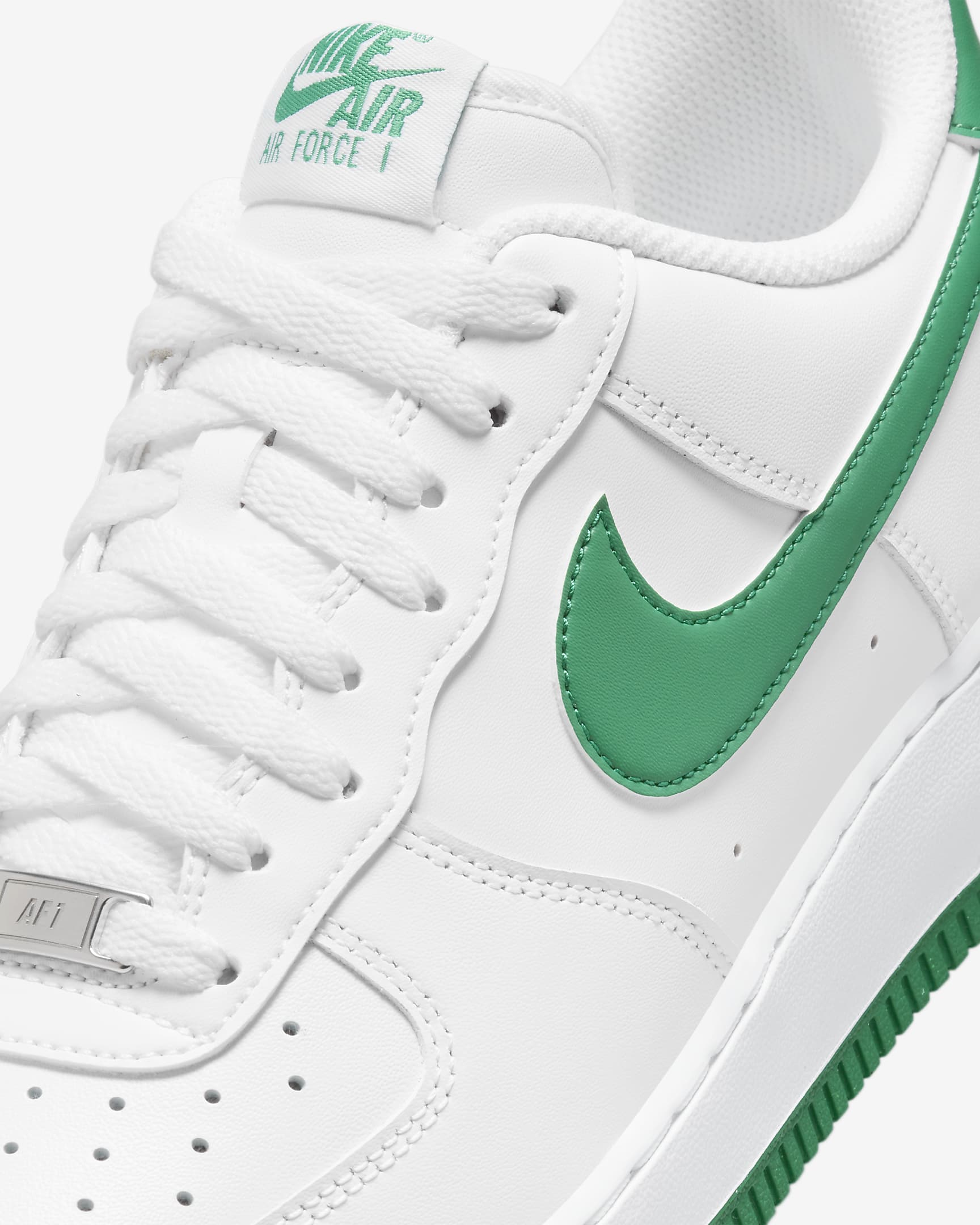 Мъжки Маратонки NIKE AIR FORCE 1 `07 ESS