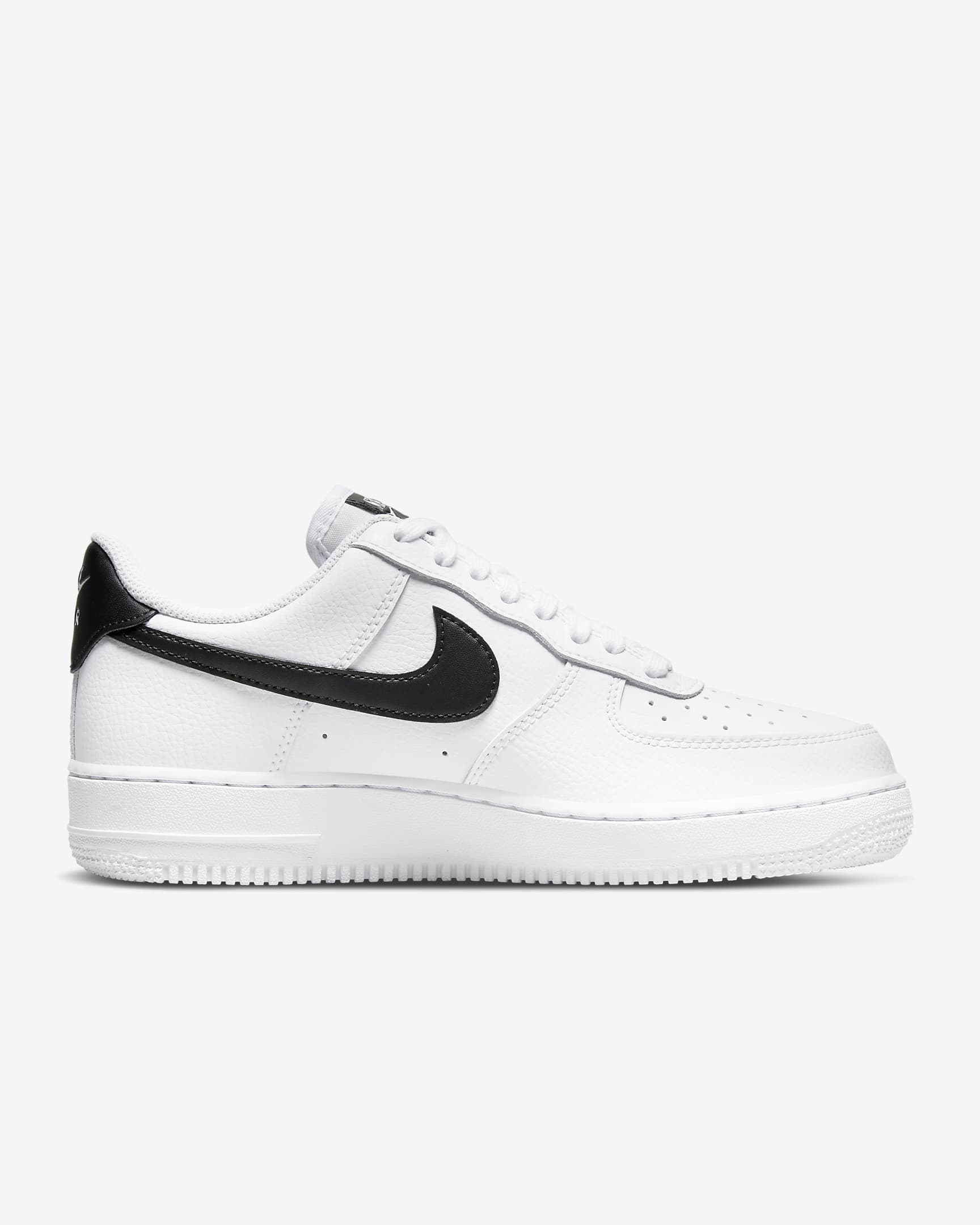 Image of Дамски кецове NIKE WMNS AIR FORCE 1 `07 - Ballistic-sport
