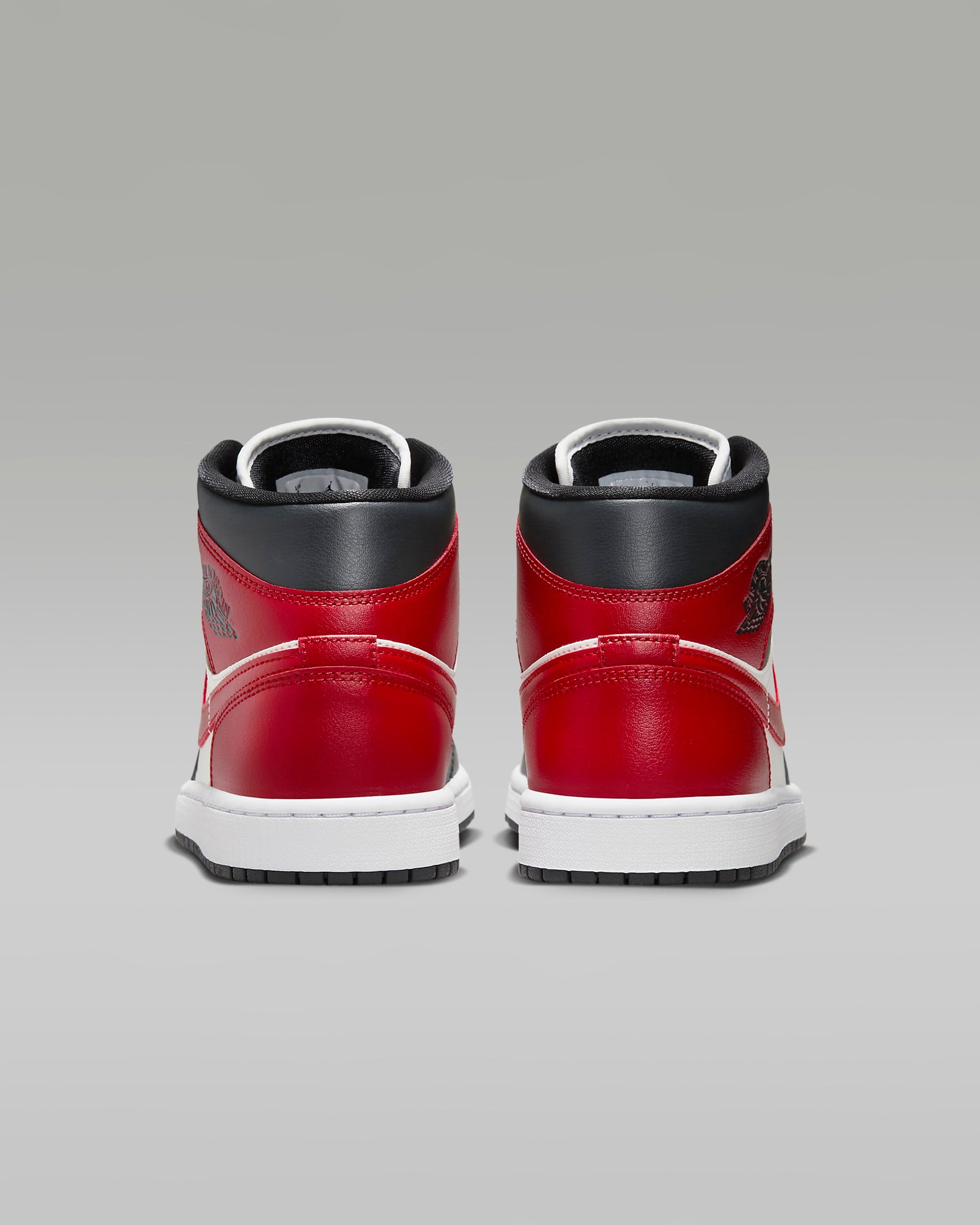 Image of Дамски Кецове NIKE WMNS AIR JORDAN 1 MID - Ballistic-sport