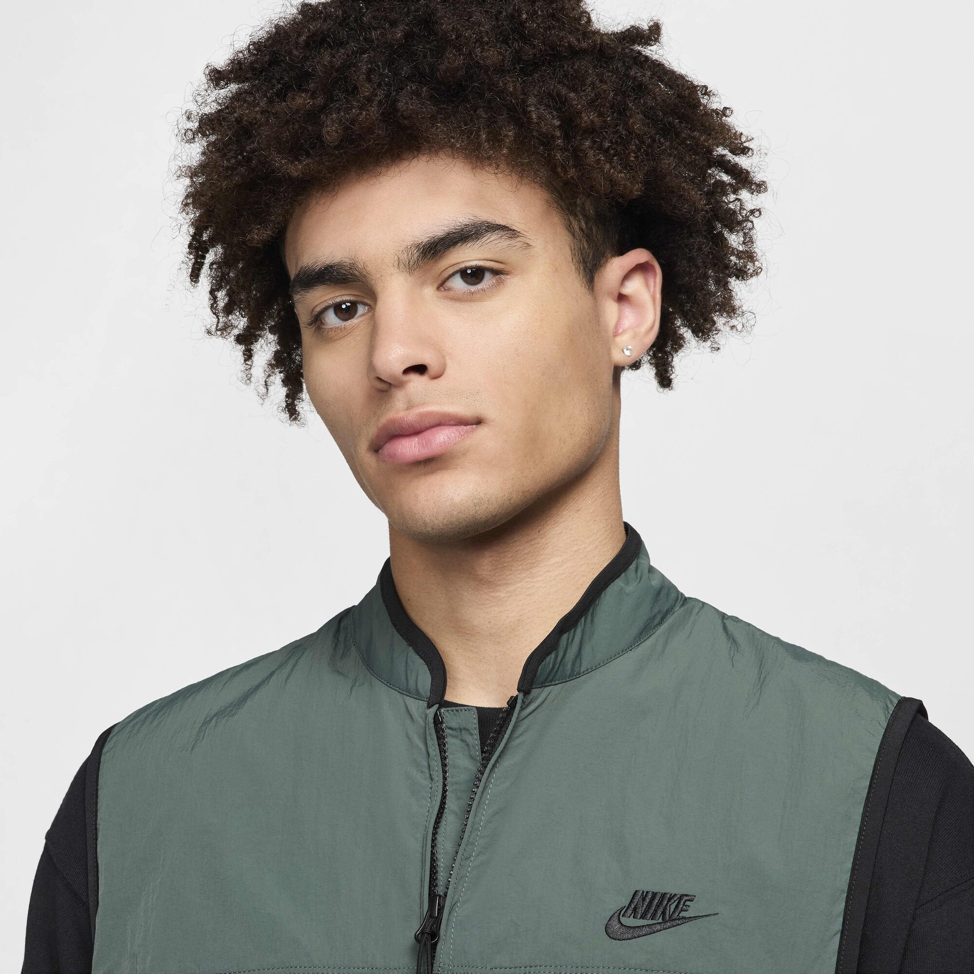 Image of Мъжки Елек NIKE M NK TCH WVN VEST