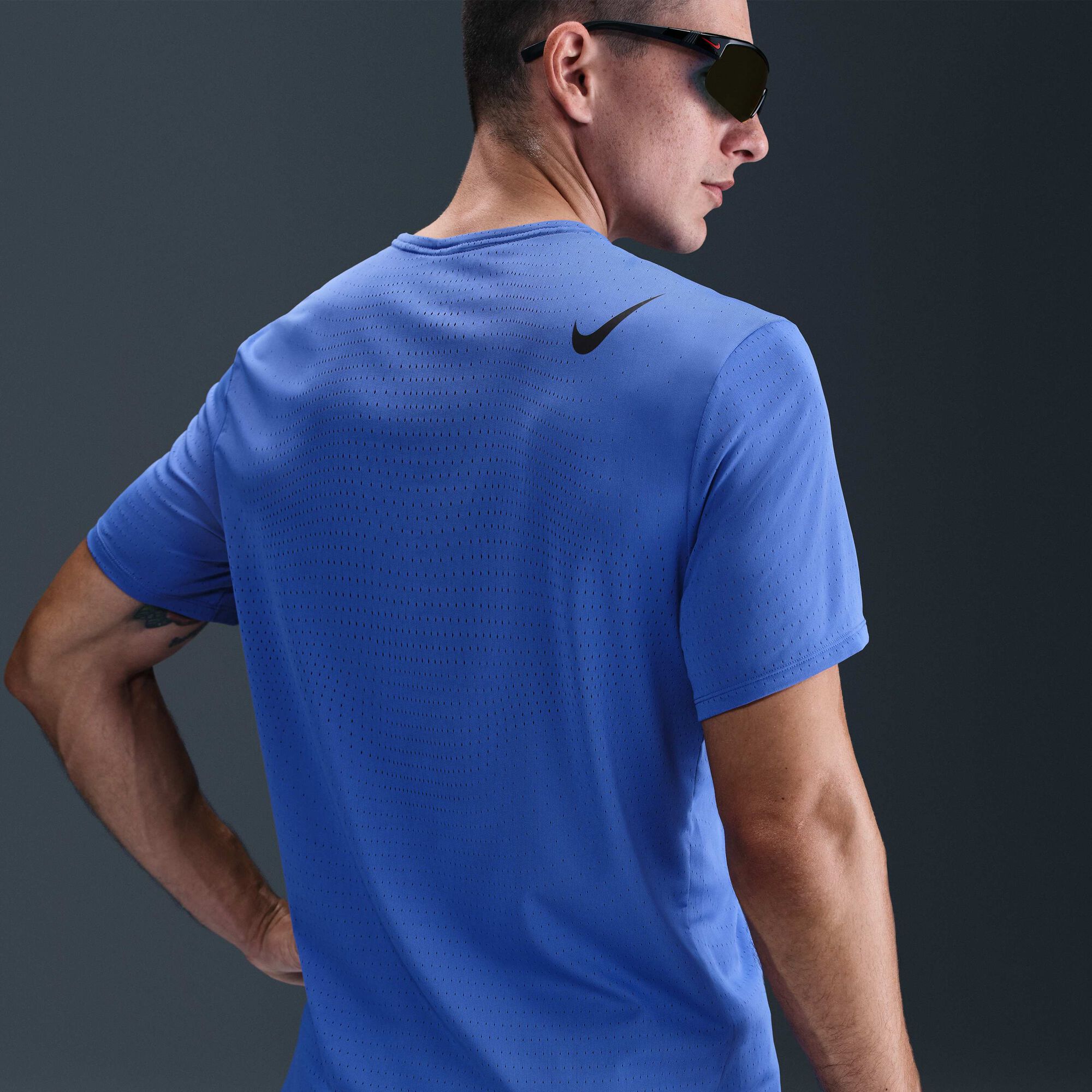 Image of Мъжка Тениска NIKE M NK DFADV AROSWFT SS TOP