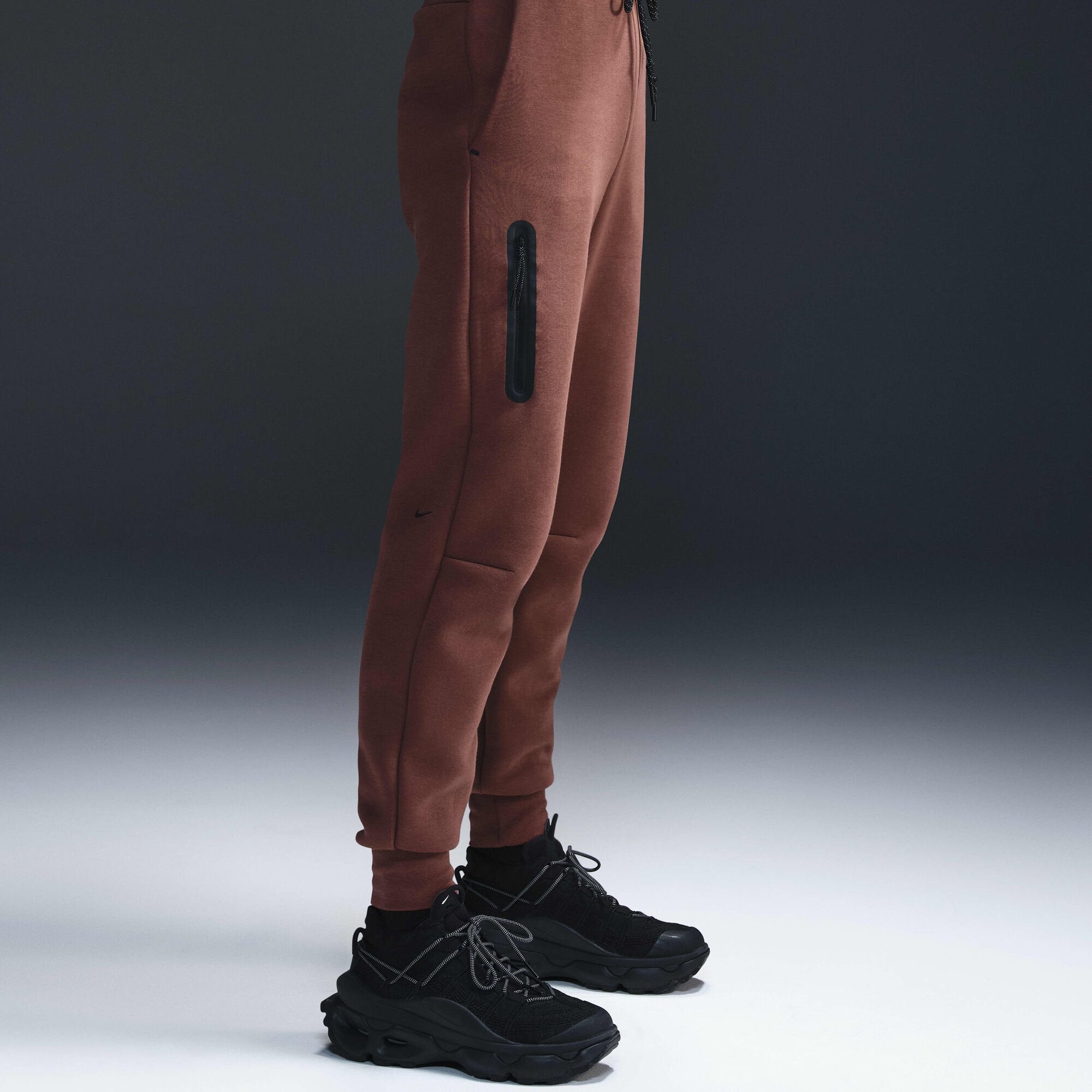 Image of Дамски Панталон NIKE W NSW TCH FLC MR JGGER 2- HV6779-218- Ballistic sport, Балистик