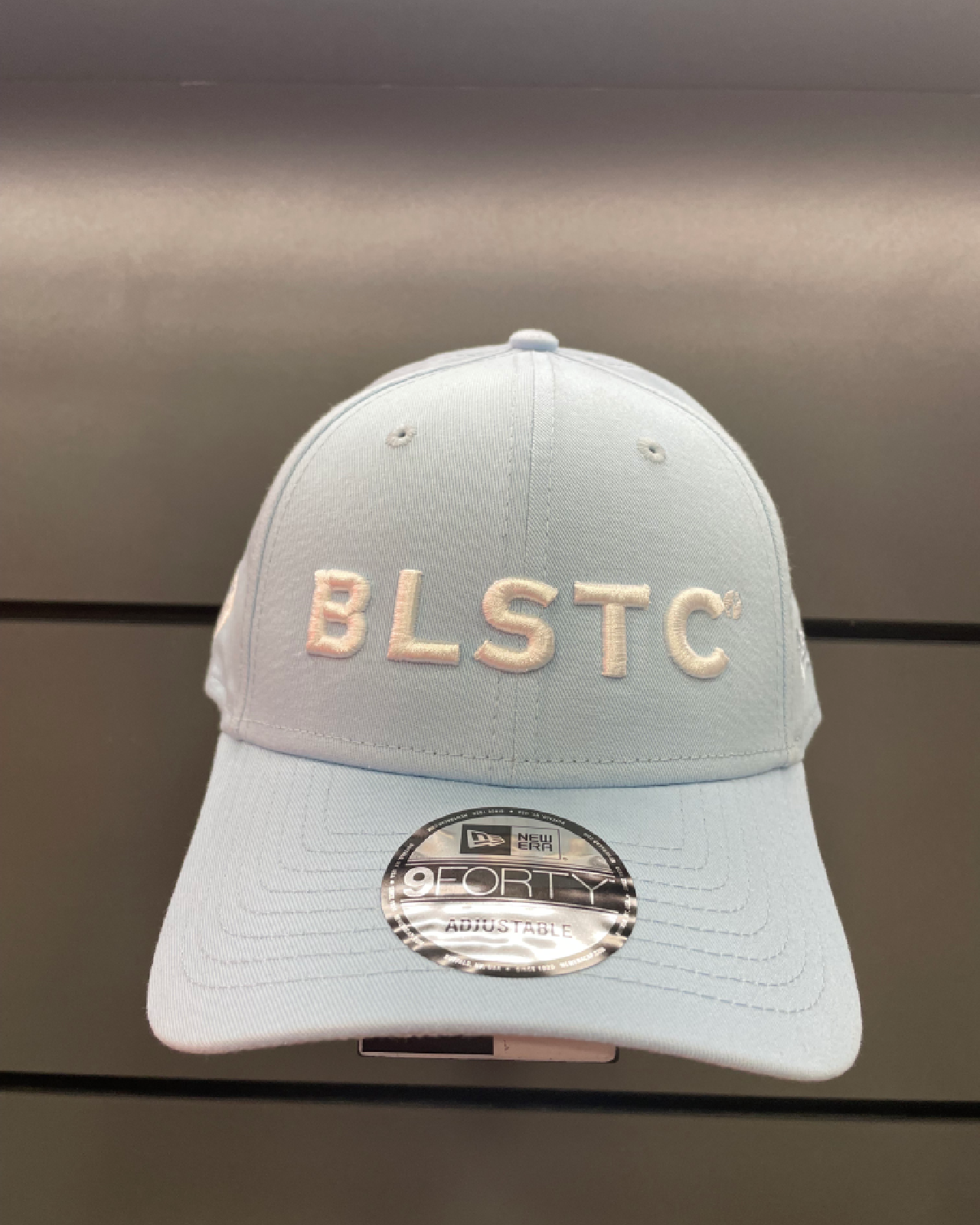 Image of Дамска Шапка NEW ERA KAPA NE ESSENTIAL 9FORTY