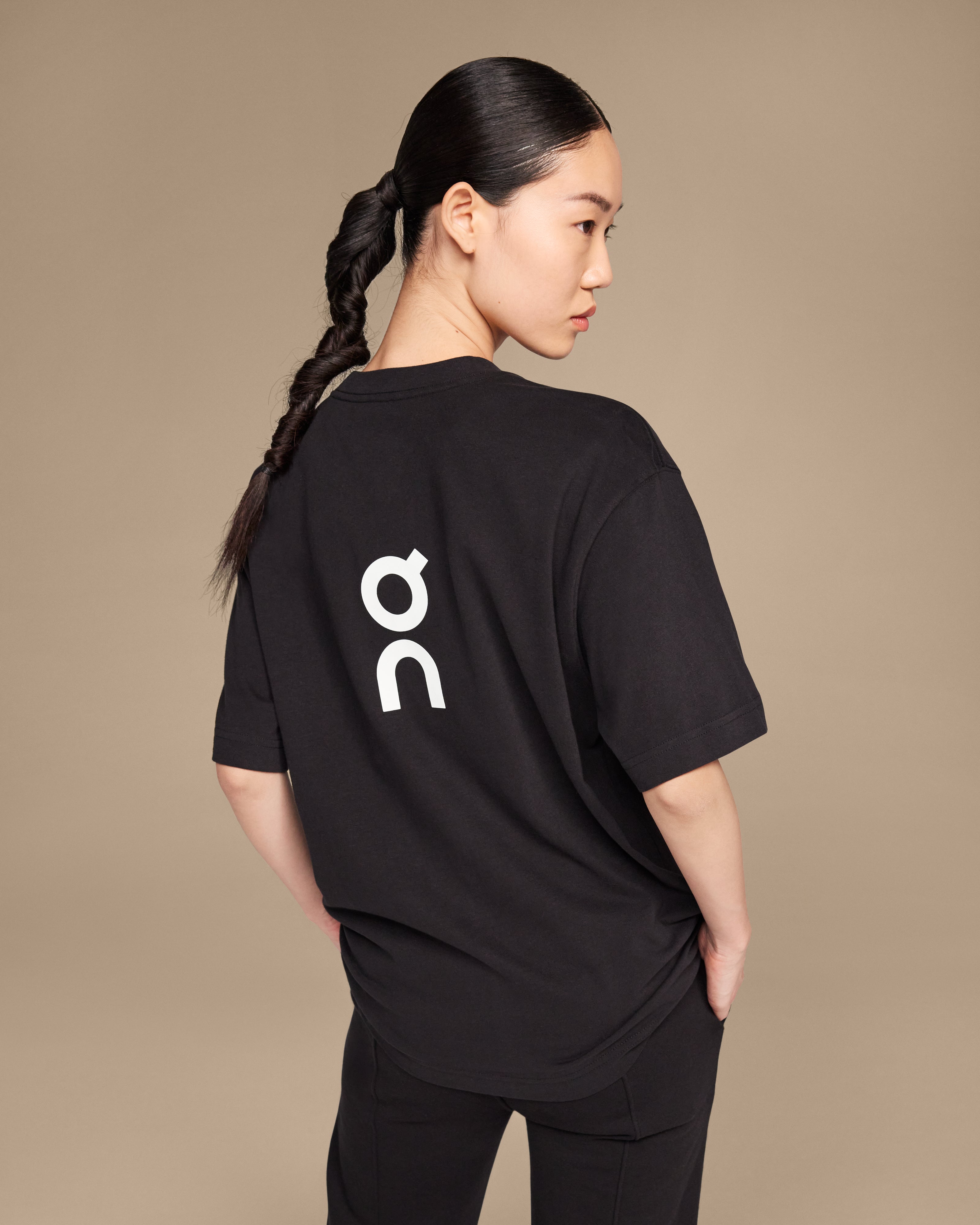 Image of Women's T-Shirt ON Club T