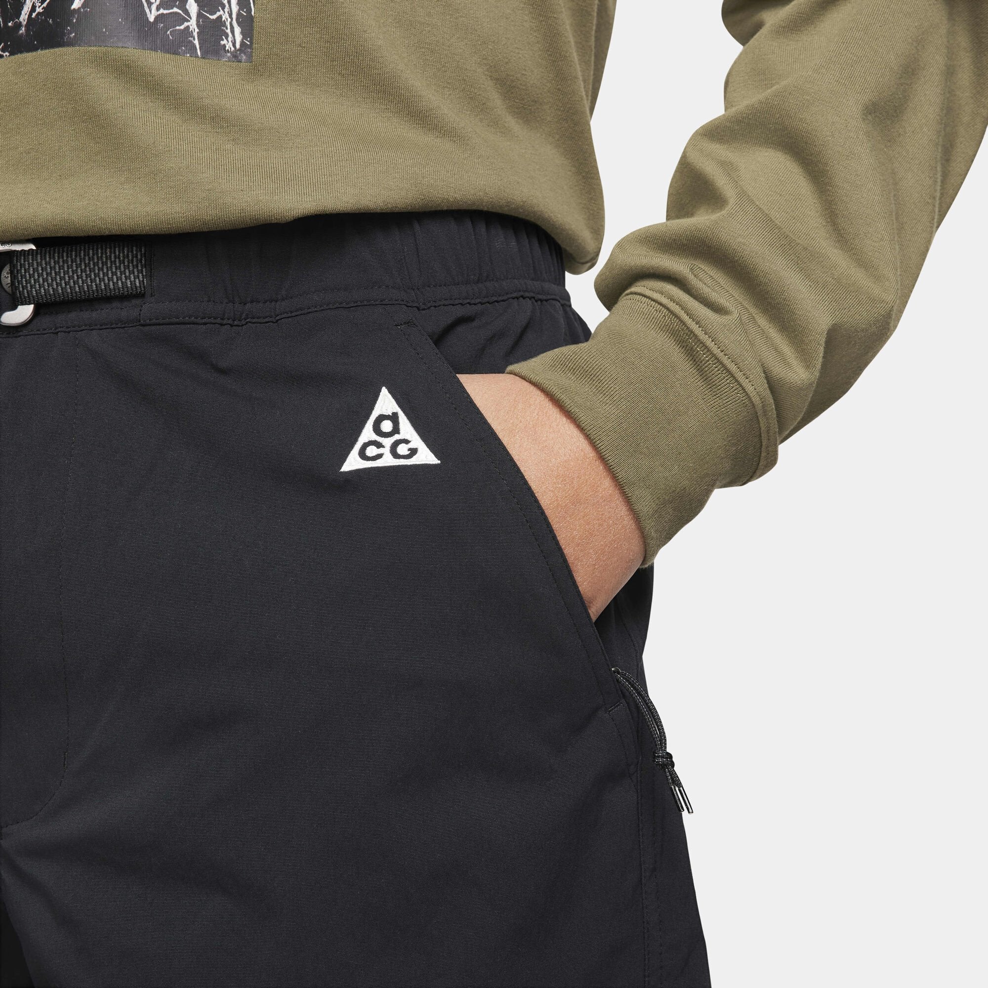 Image of Мъжки Къс панталон NIKE M ACG HIKE SHORT, Балистик, черен цвят