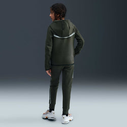 Image of Детски Панталон NIKE B NSW TCH FLC JGGR REFLECT