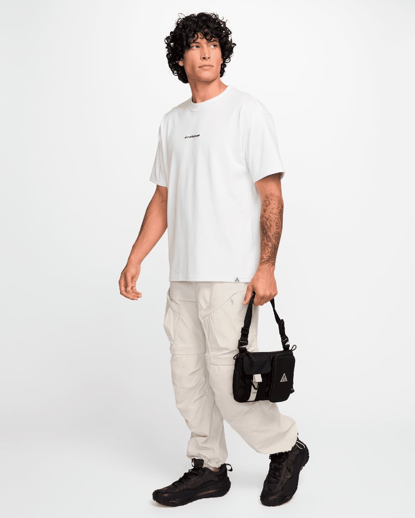 Image of Унисекс Чанта NIKE ACG DAYMAX CROSSBODY, Балистик, черен цвят