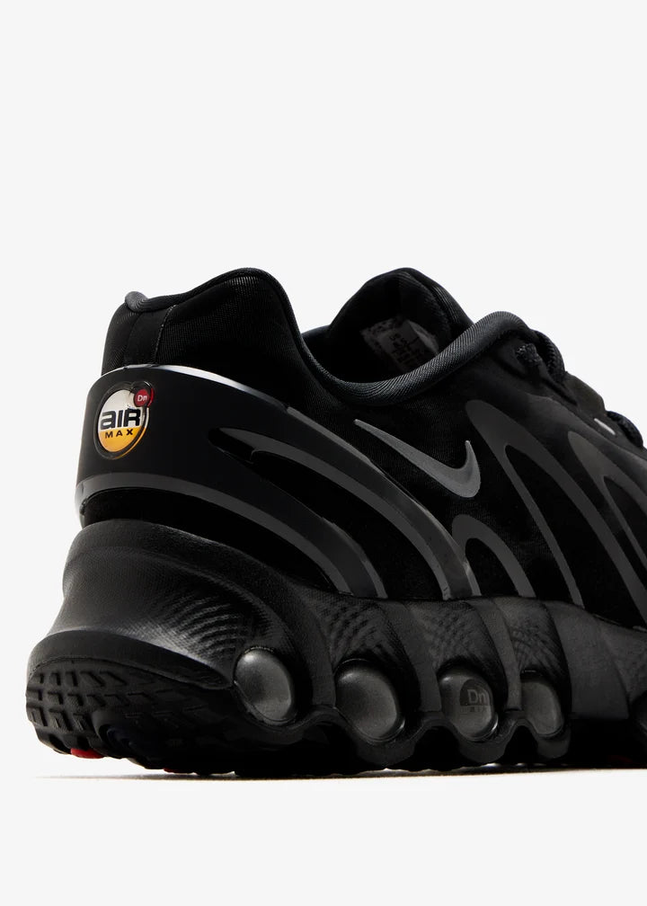 Image of Дамски Маратонки NIKE W AIR MAX DN8 SE