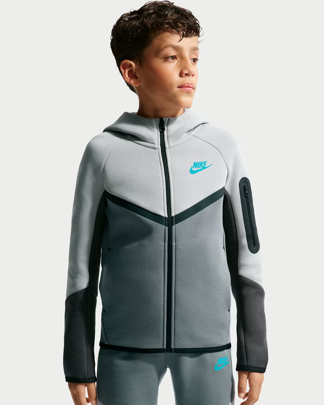 Image of Детски Суитшърт NIKE B NSW TCH FLC FZ - PD