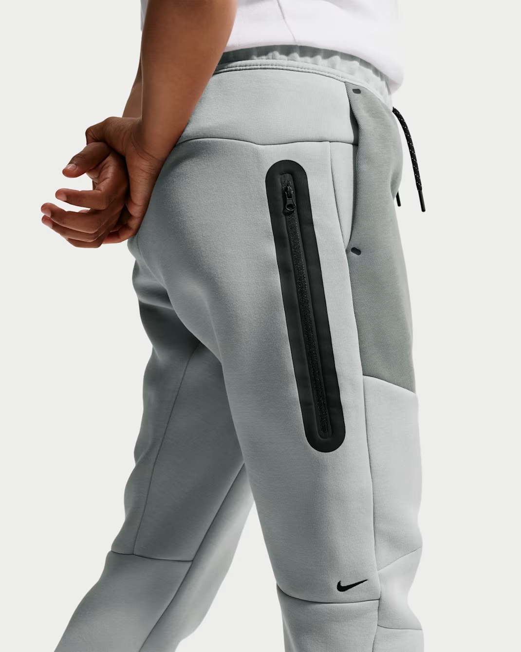 Image of Детски Панталон NIKE B NSW TCH FLC JGGR - PD