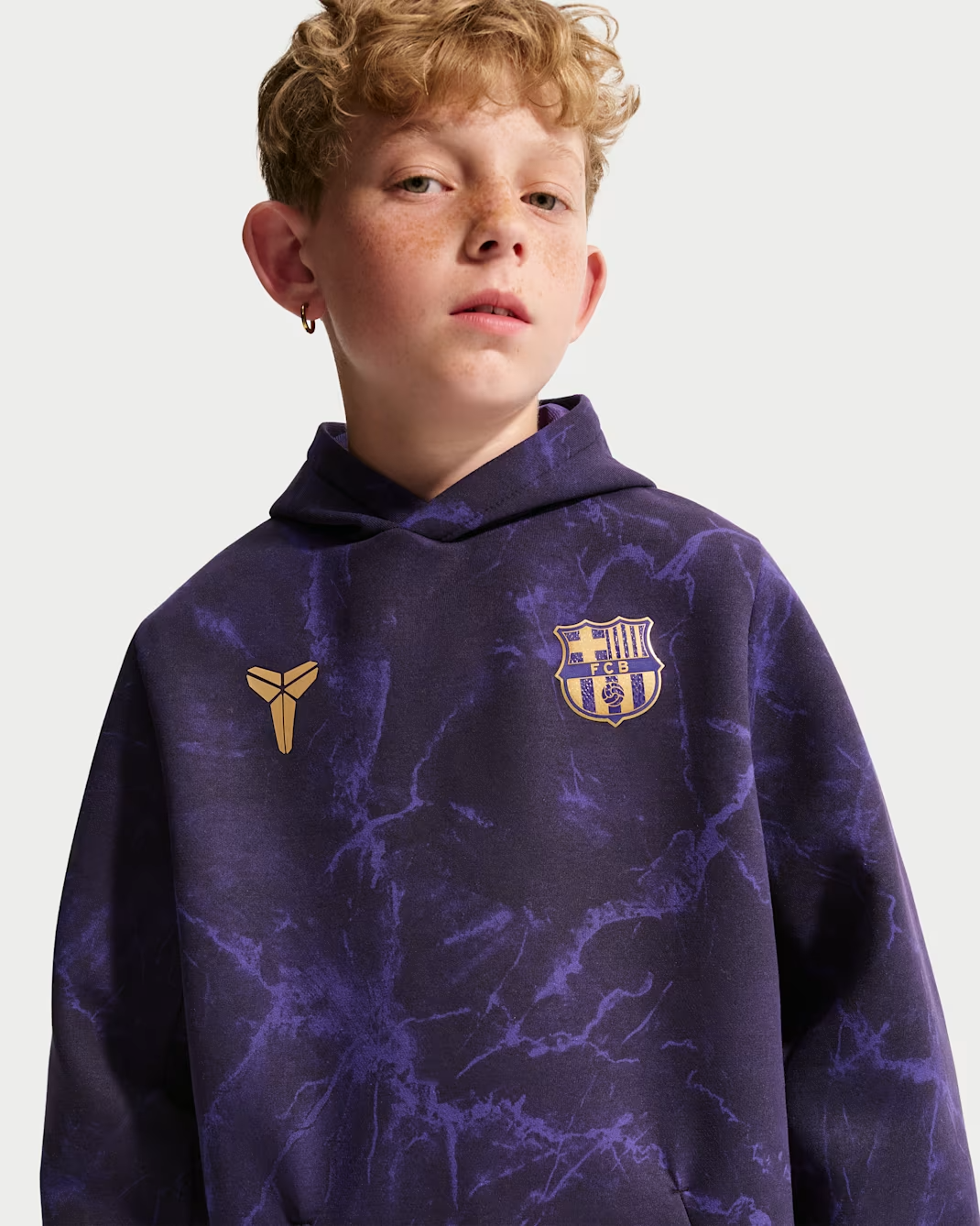 Image of Детски Суитшърт NIKE FCB KB K NK PO HOODIE KF AW