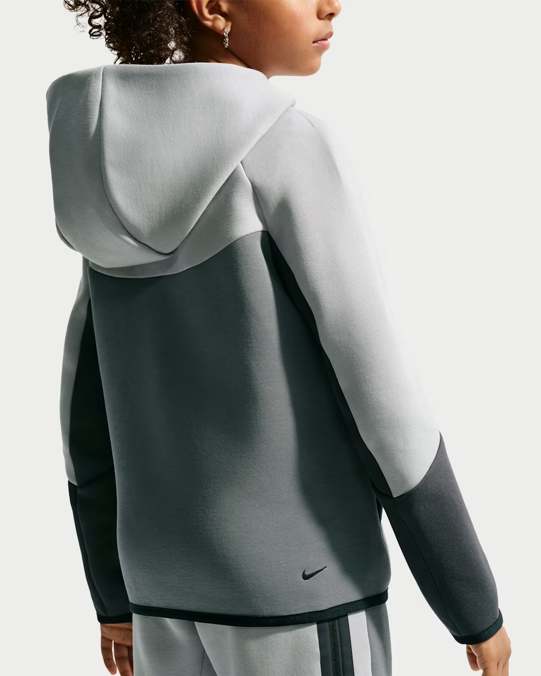 Image of Детски Суитшърт NIKE B NSW TCH FLC FZ - PD
