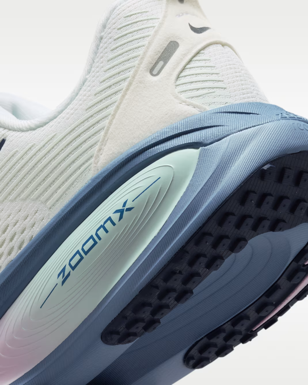 Image of Дамски Маратонки NIKE W NIKE VOMERO 18