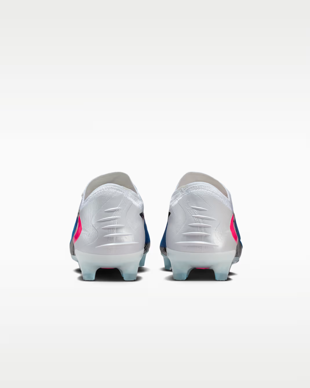 Image of Мъжки футболни обувки NIKE PHANTOM 6 LOW ELITE FG