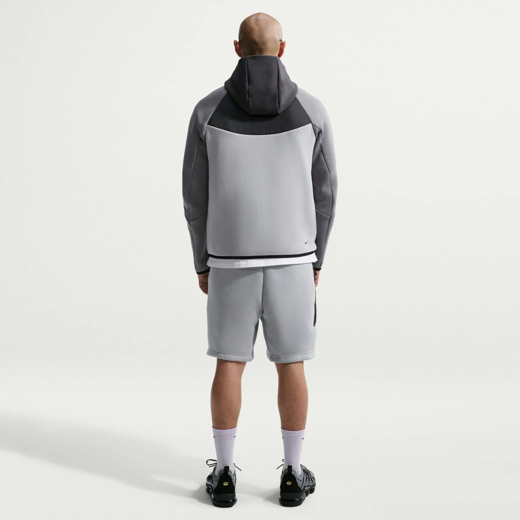 Image of Мъжки Къс панталон NIKE M NK TCH FLC SHORT IR3138-077- Ballistic sport, Балистик