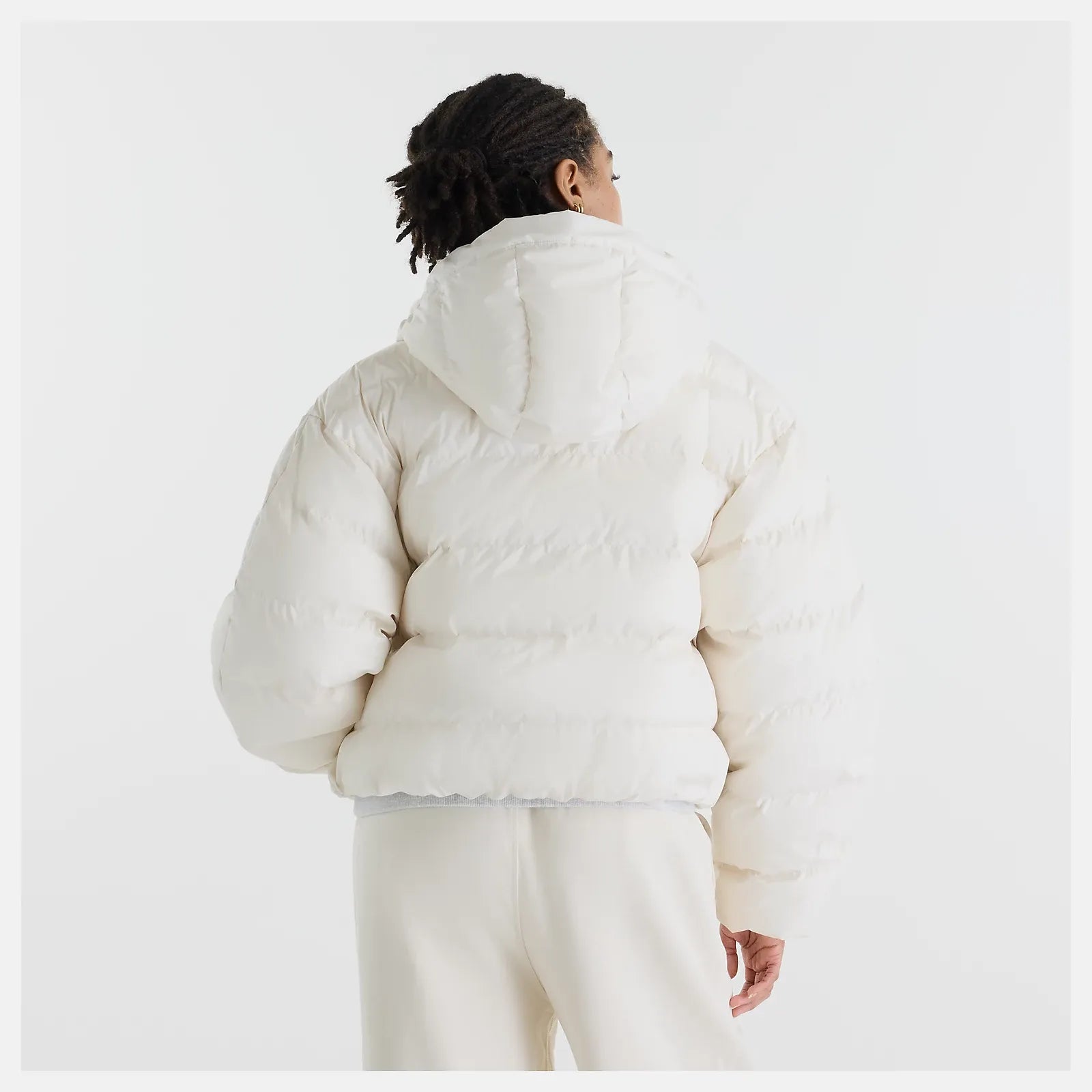 Image of Дамско Яке NEW BALANCE JACKET BOSTON PUFFER JACKET WJ62V5SN-LINEN- Ballistic sport, Балистик