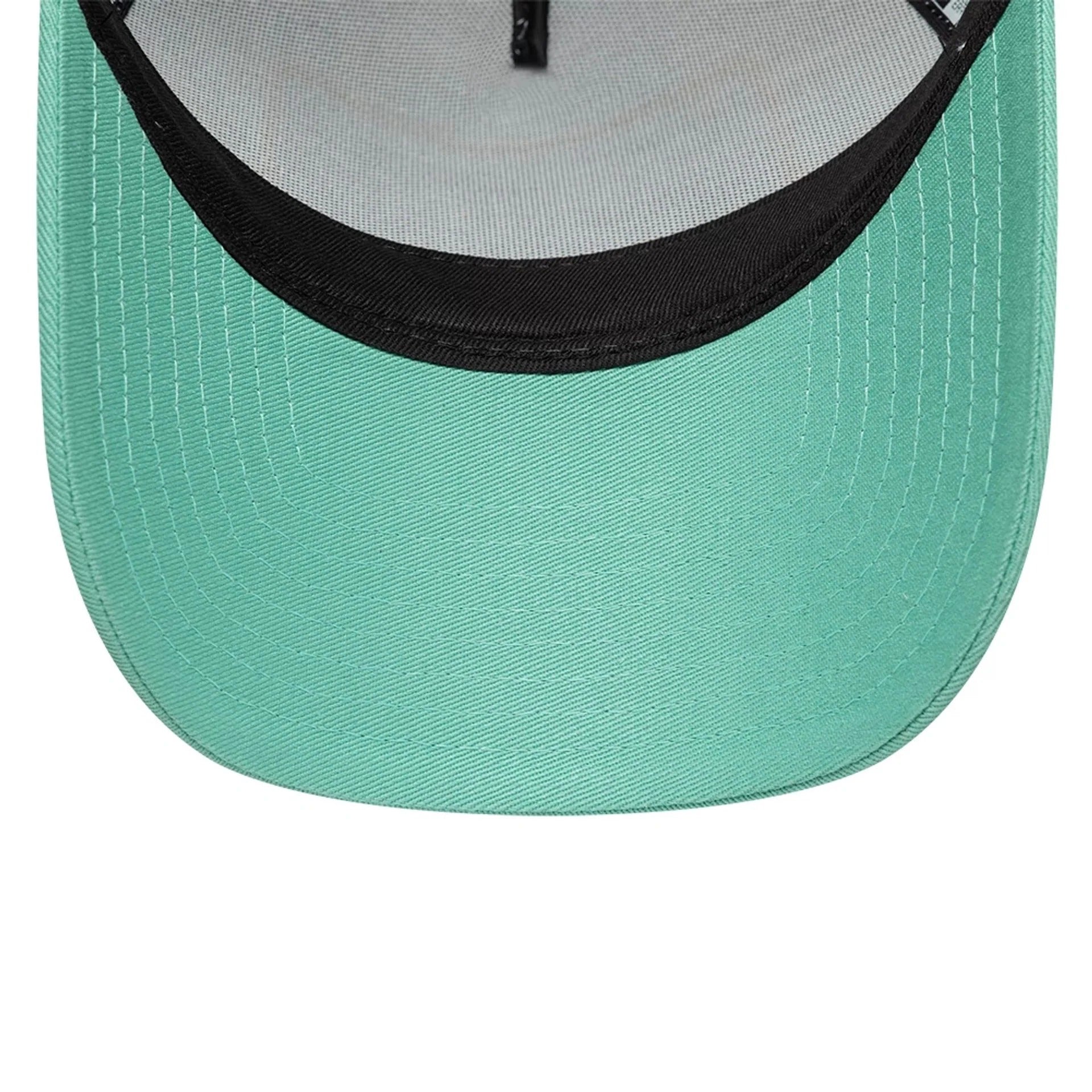 Image of Шапка  NE LOCATION PATCH TRUCKER NEWERA  GRC