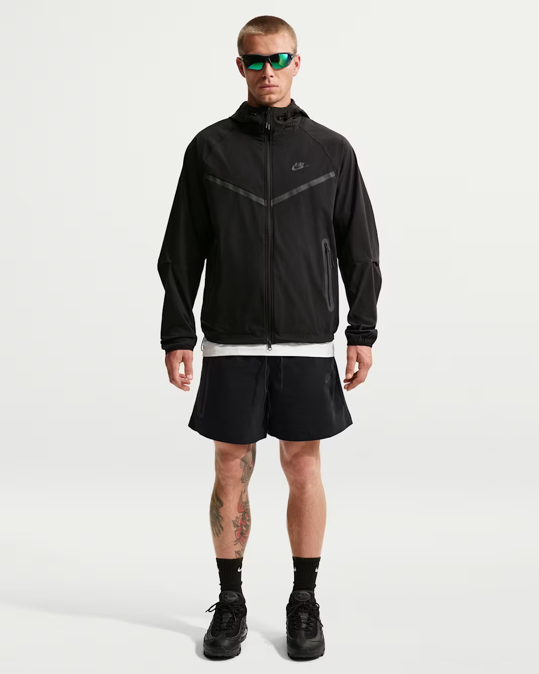 Image of Мъжки къс панталон NIKE M NK TECH WVN SHORT