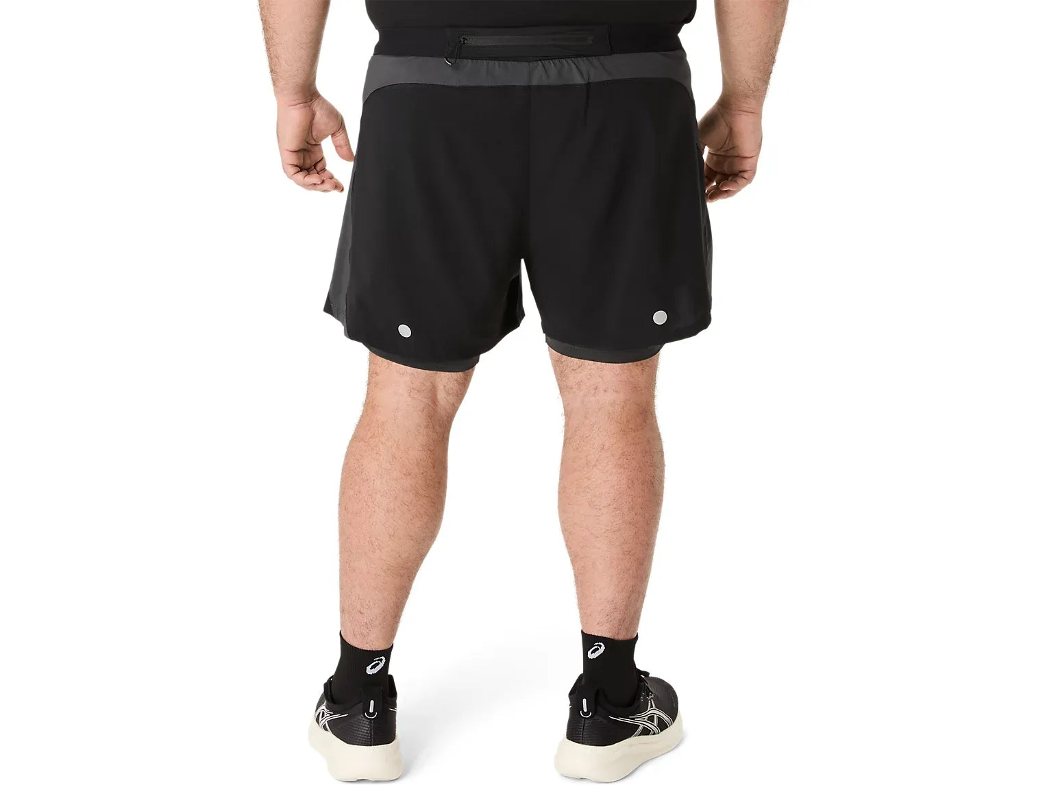 Image of Мъжки Къс панталон ASICS ROAD 2-N-1 5IN SHORT BLACK/GREY