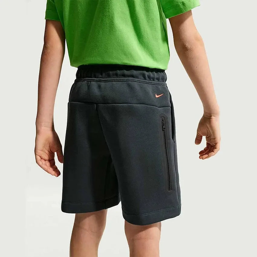 Image of Детски Къс панталон NIKE B NSW TCH FLC SHORT - PD