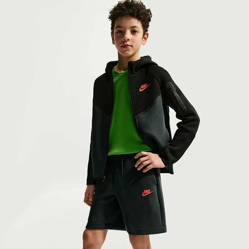 Image of Детски Къс панталон NIKE B NSW TCH FLC SHORT - PD