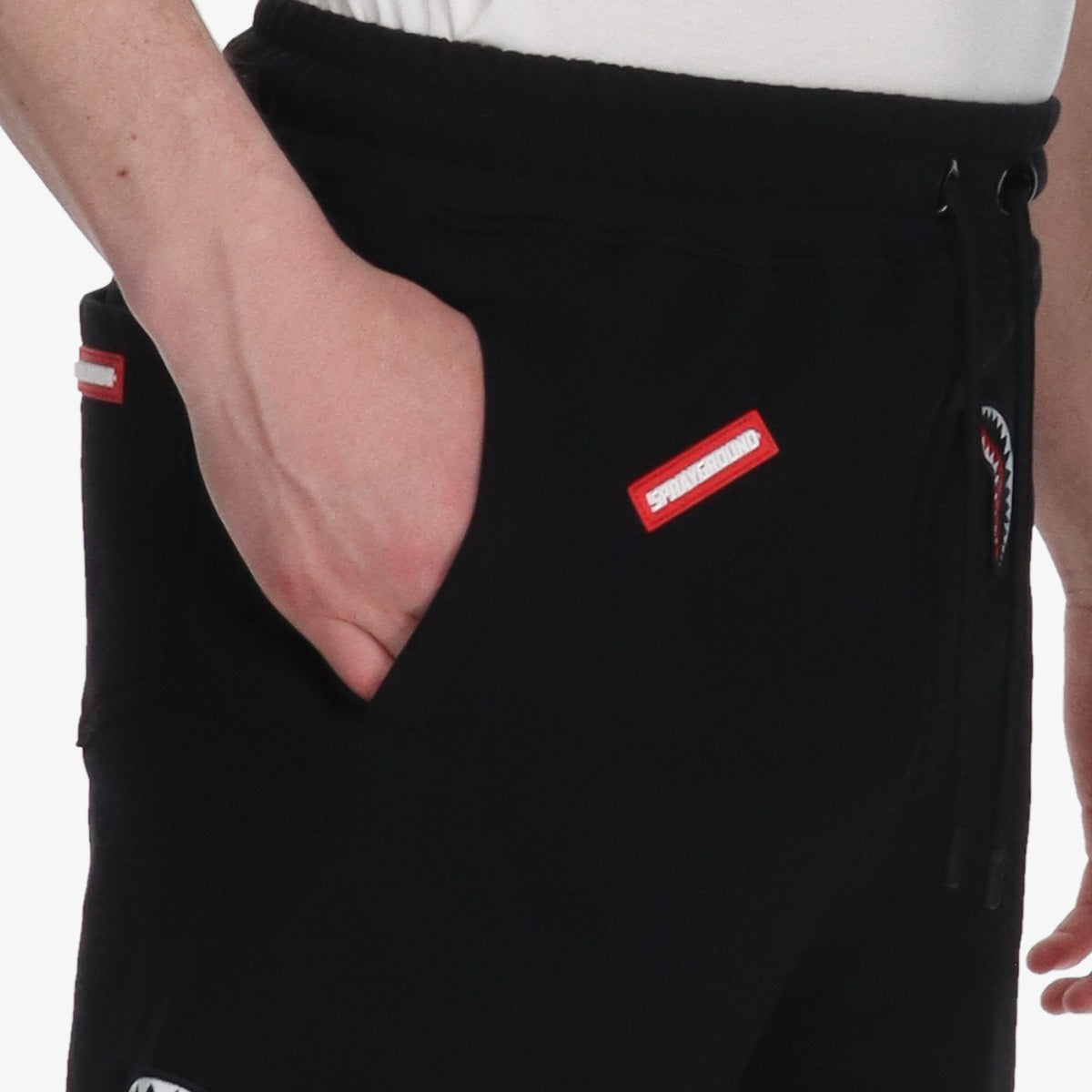 Image of Мъжки Къс панталон SPRAYGROUND SHARKPATCHES SHORTS BLK