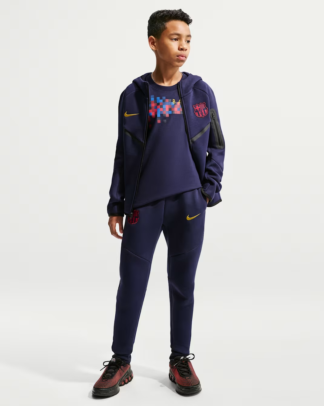 Image of Детски Панталон NIKE FCB B NSW TECH FLC PANT